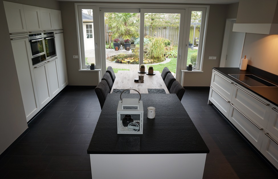 Familie Kaan - Oostdijk - Zeeland - Eigentijdse keukens-image-4
